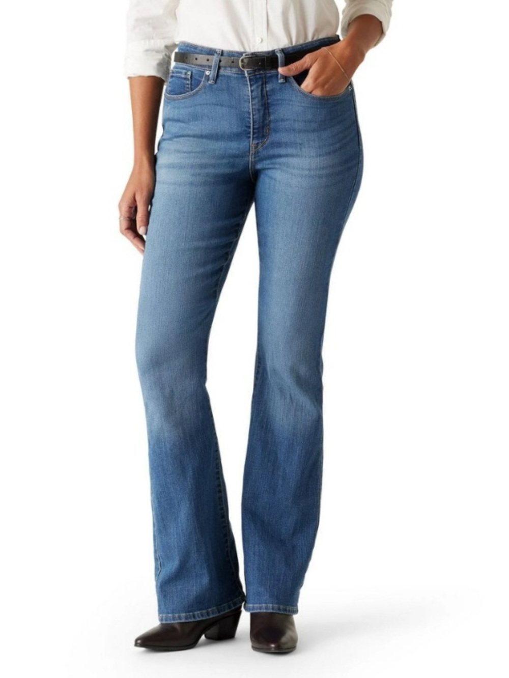 Signature By Levi Strauss Women Jeans Size 14 Blue Mid Rise Bootcut Denim Leg 32